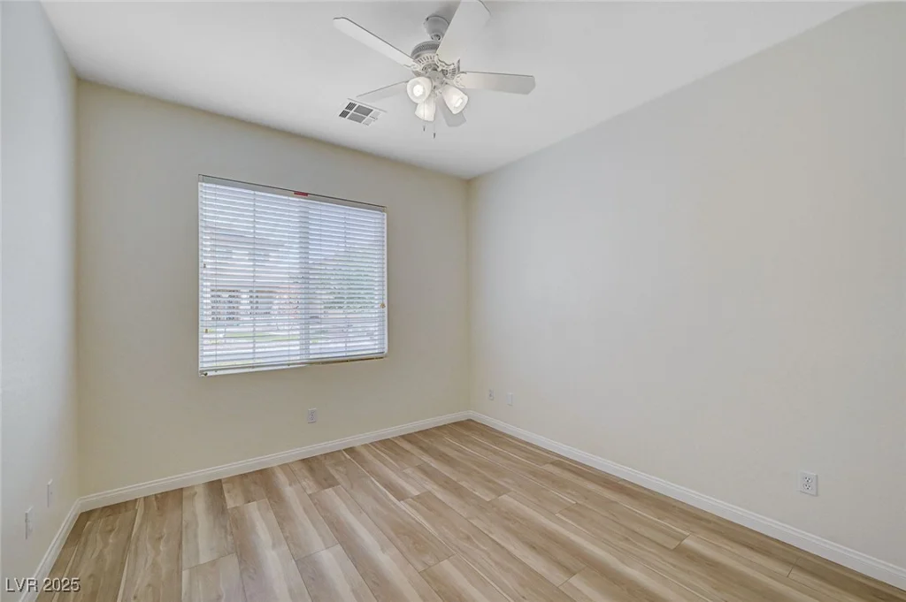 7805 Red Leaf, Las Vegas, NV 89131