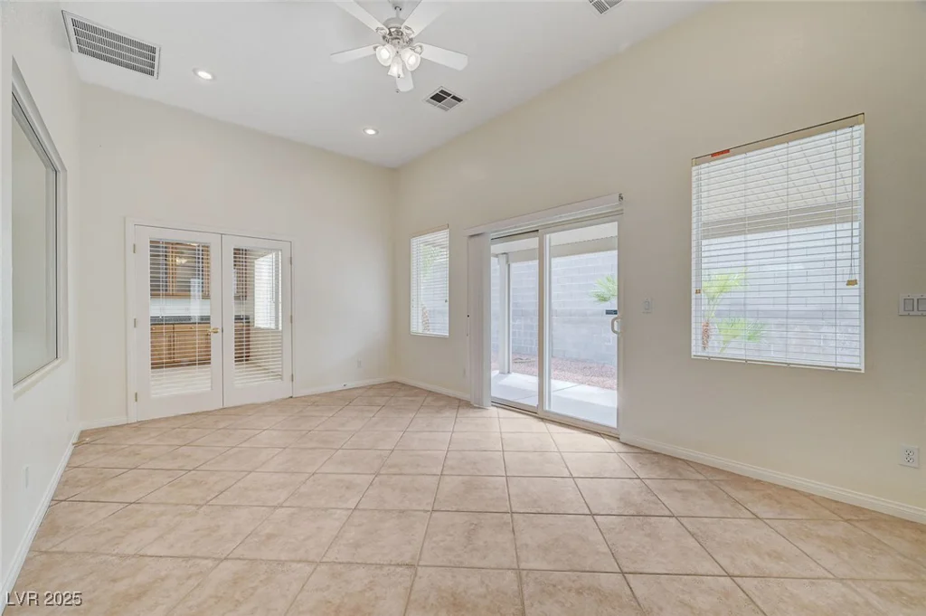 7805 Red Leaf, Las Vegas, NV 89131