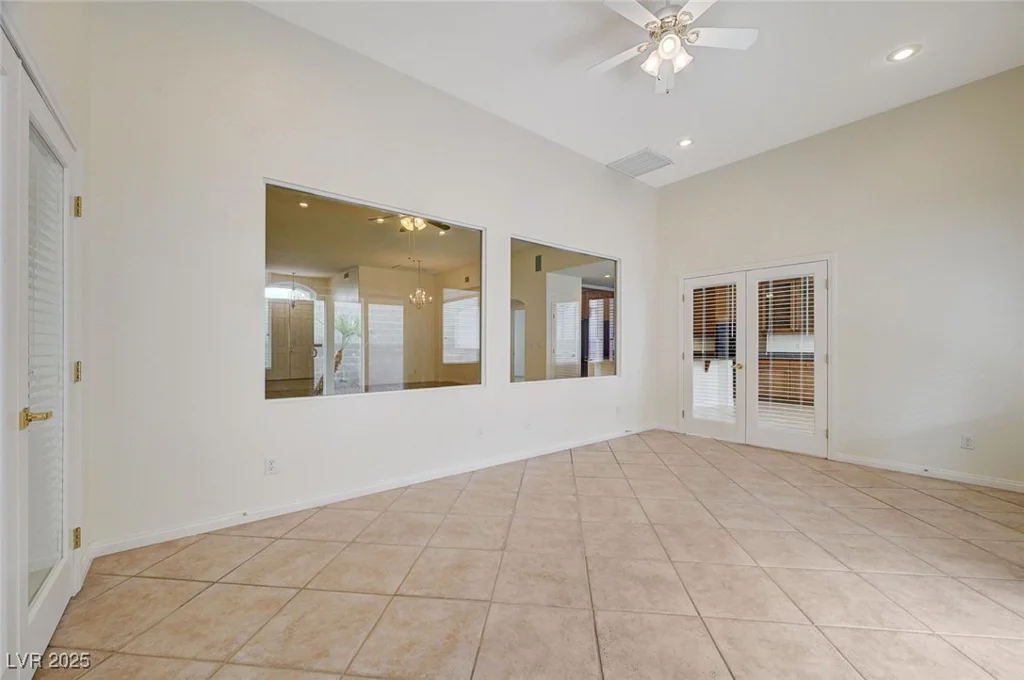 7805 Red Leaf, Las Vegas, NV 89131