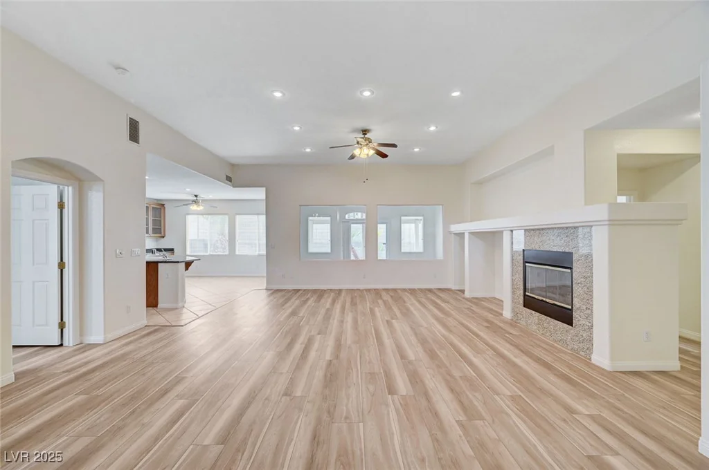 7805 Red Leaf, Las Vegas, NV 89131