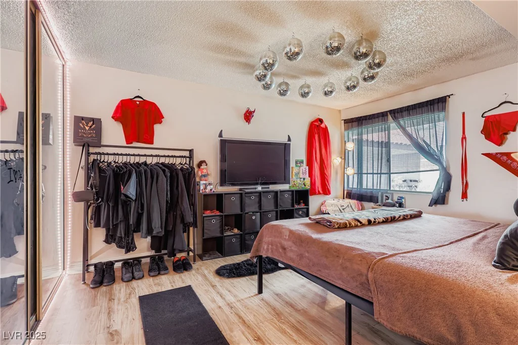 1405 Vegas Valley, Las Vegas, NV 89169
