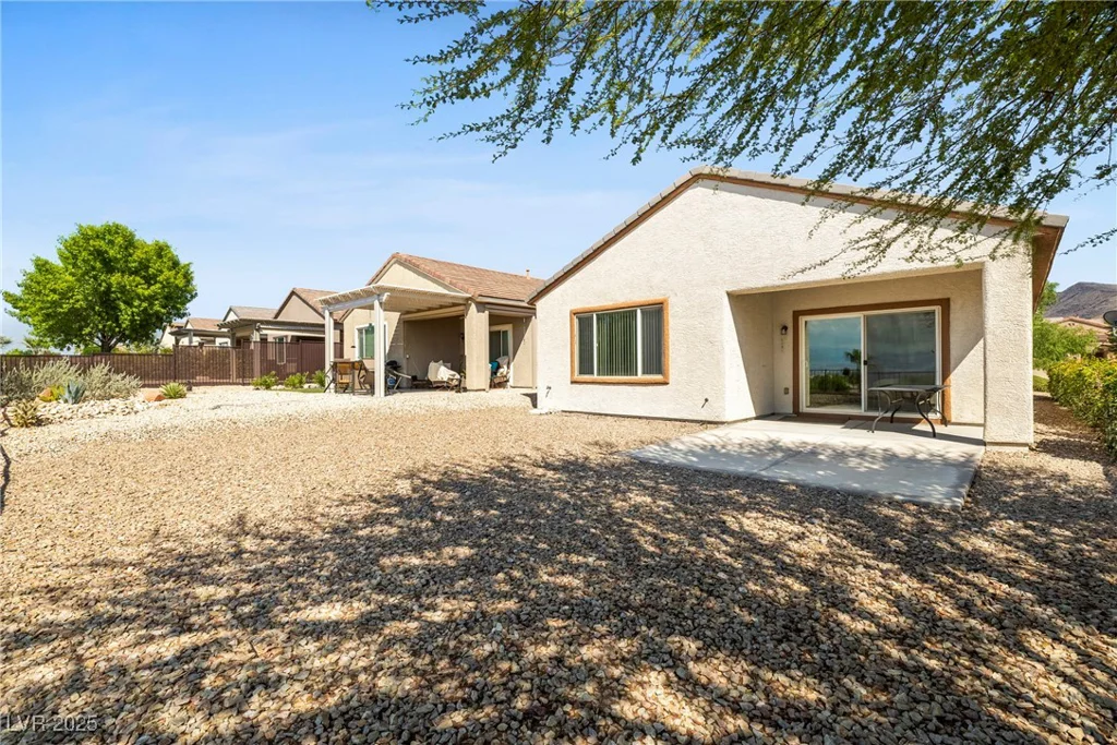 2540 Eclipsing Stars, Henderson, NV 89044