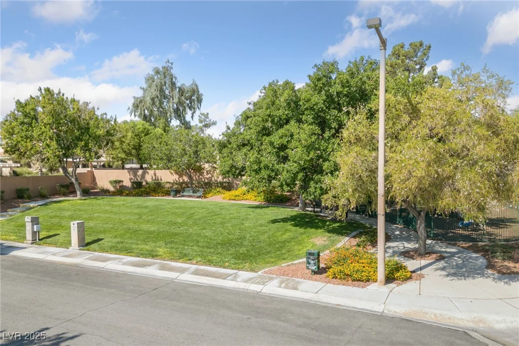 10600 Lace Vine Arbor, Las Vegas, NV 89144