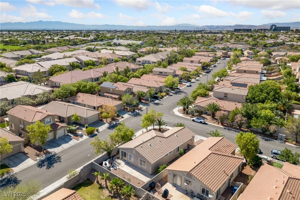 10600 Lace Vine Arbor, Las Vegas, NV 89144