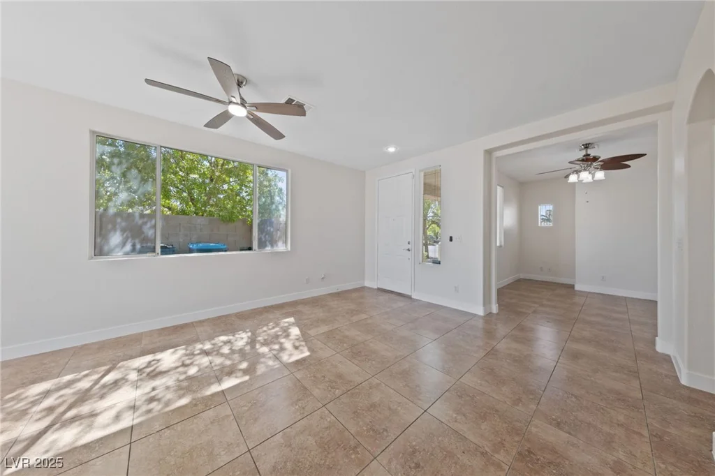 10600 Lace Vine Arbor, Las Vegas, NV 89144