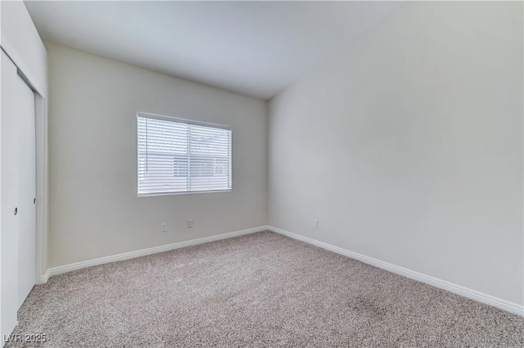 2052 Gravel Hill, Las Vegas, NV 89117