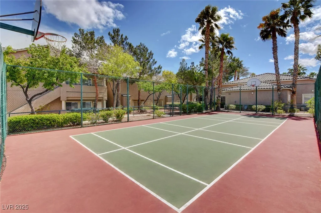 2052 Gravel Hill, Las Vegas, NV 89117