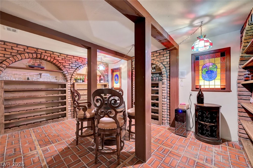 7258 Loma Alta, Las Vegas, NV 89120