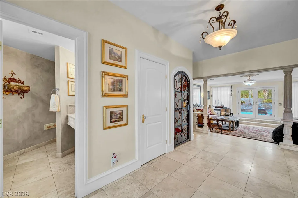 7258 Loma Alta, Las Vegas, NV 89120