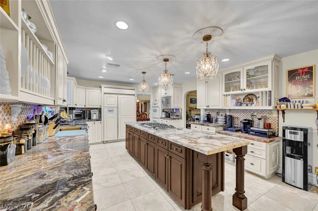 7258 Loma Alta, Las Vegas, NV 89120