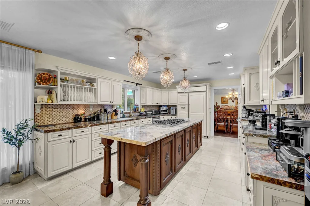 7258 Loma Alta, Las Vegas, NV 89120