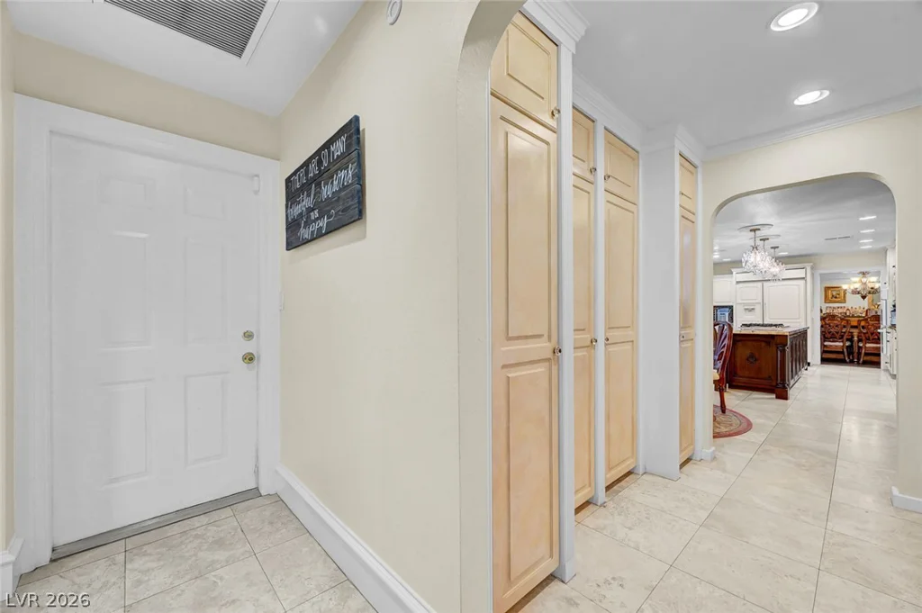 7258 Loma Alta, Las Vegas, NV 89120