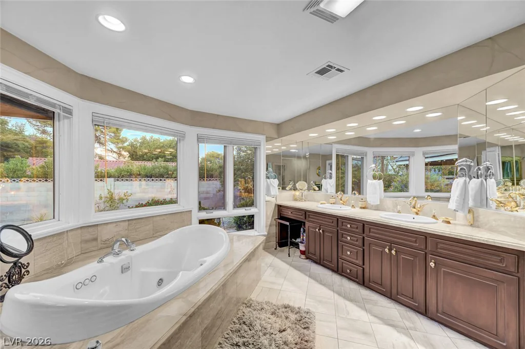 7258 Loma Alta, Las Vegas, NV 89120