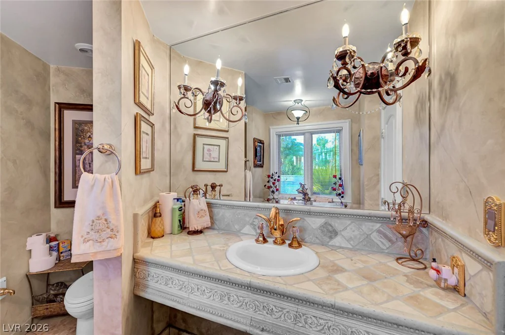 7258 Loma Alta, Las Vegas, NV 89120