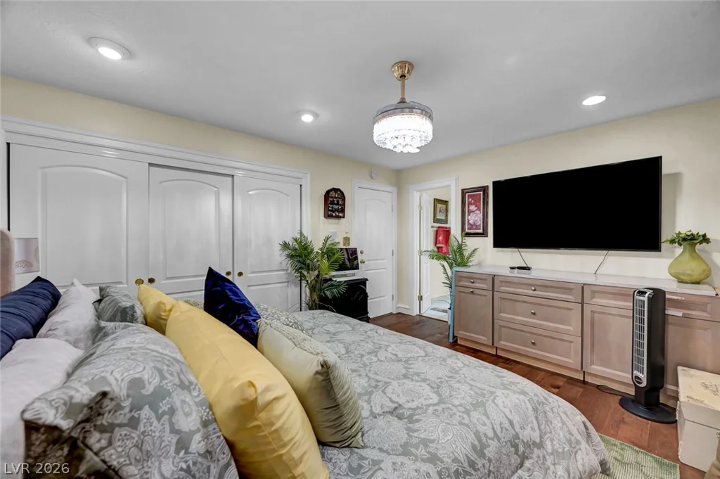7258 Loma Alta, Las Vegas, NV 89120