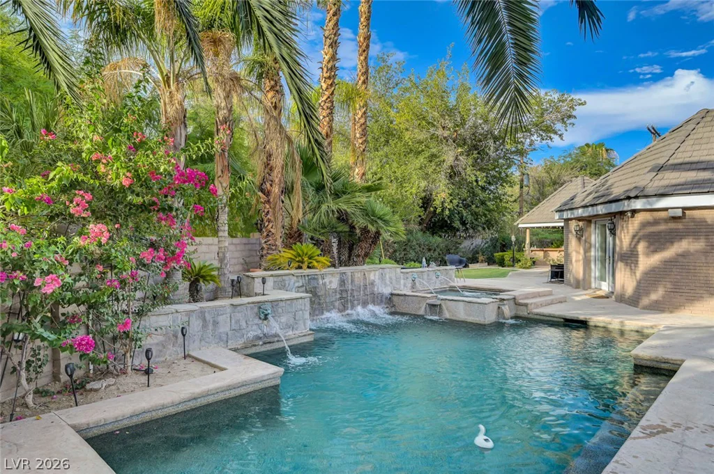 7258 Loma Alta, Las Vegas, NV 89120