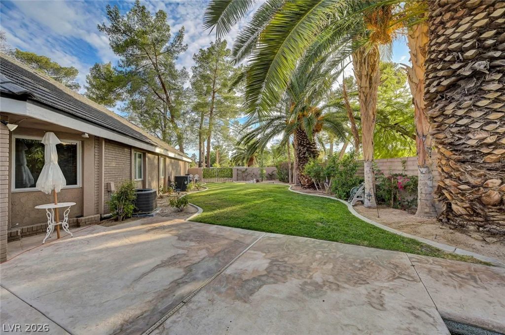 7258 Loma Alta, Las Vegas, NV 89120