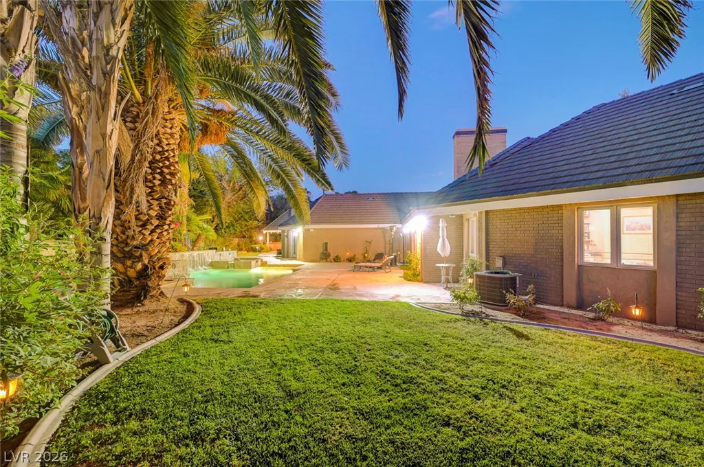 7258 Loma Alta, Las Vegas, NV 89120