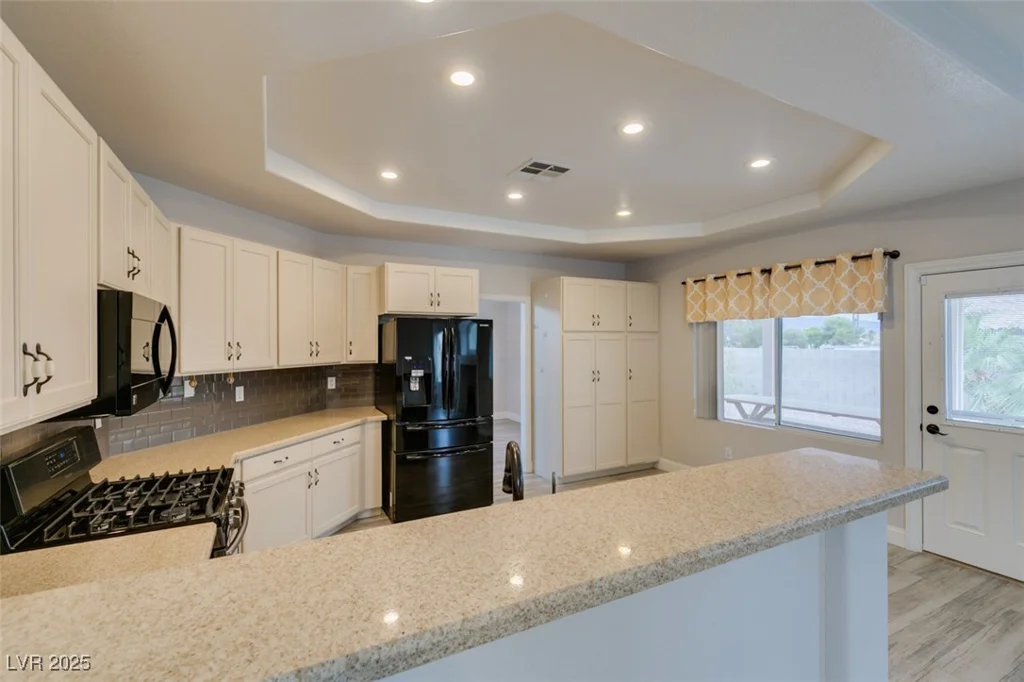 561 Castle Stone, Las Vegas, NV 89123