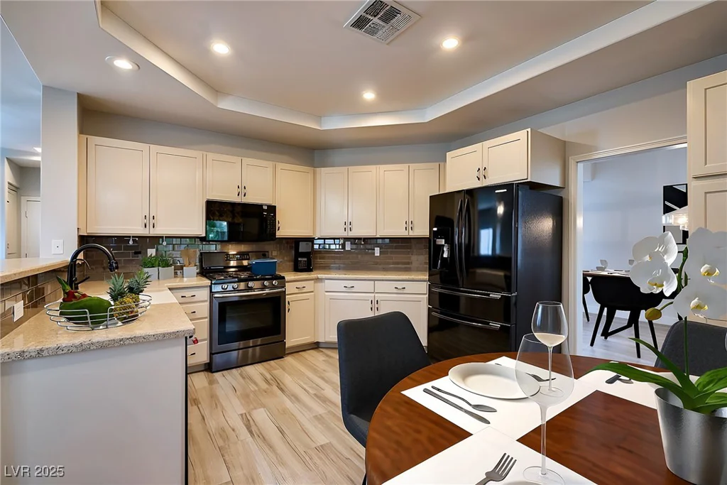 561 Castle Stone, Las Vegas, NV 89123