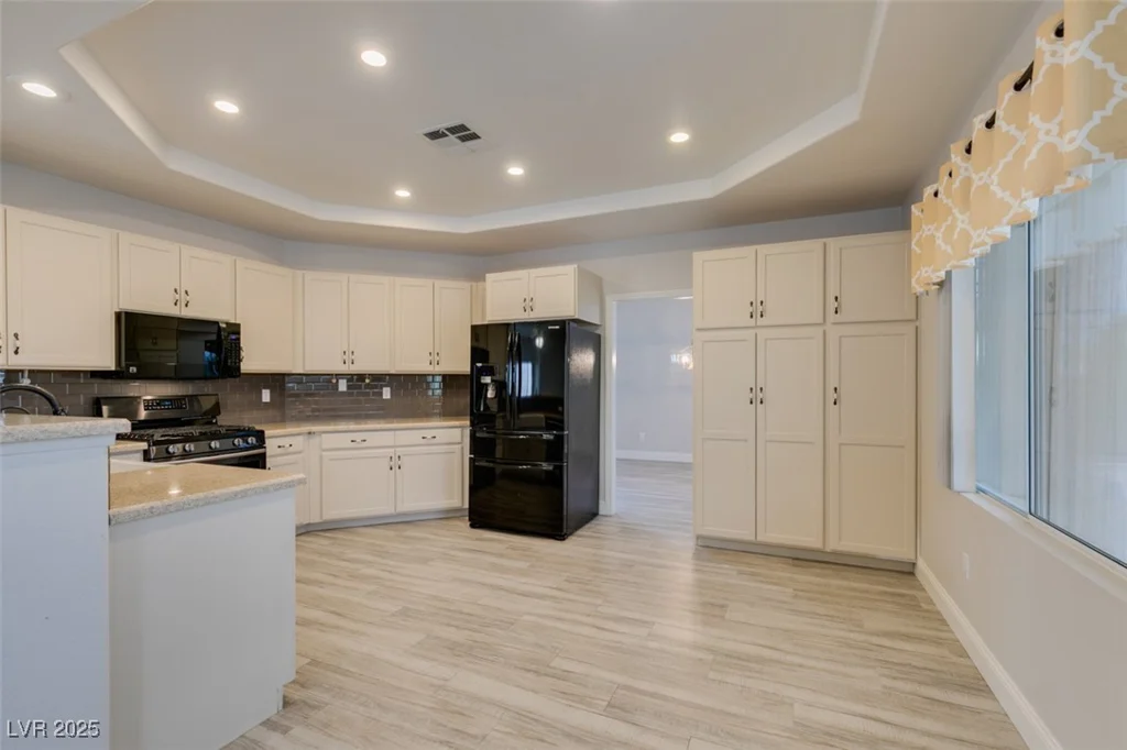 561 Castle Stone, Las Vegas, NV 89123