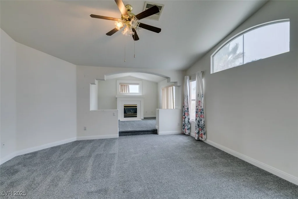 561 Castle Stone, Las Vegas, NV 89123