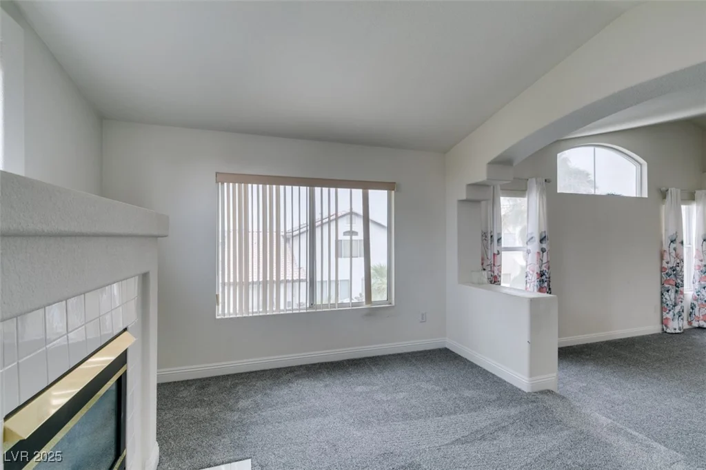 561 Castle Stone, Las Vegas, NV 89123