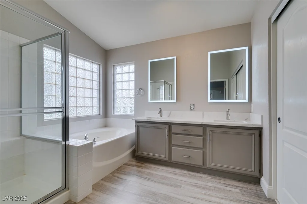 561 Castle Stone, Las Vegas, NV 89123