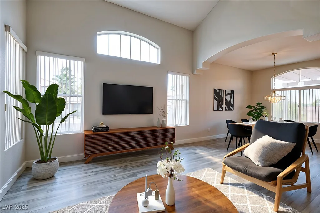 561 Castle Stone, Las Vegas, NV 89123