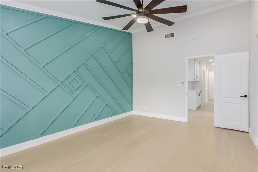 1017 Shifting Sands, Las Vegas, NV 89108