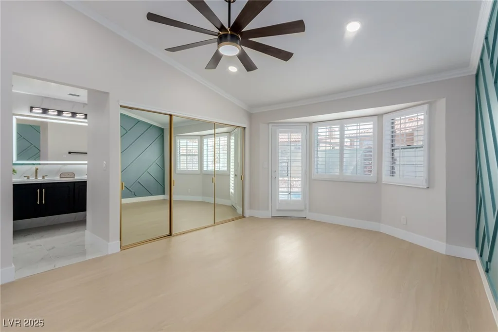 1017 Shifting Sands, Las Vegas, NV 89108