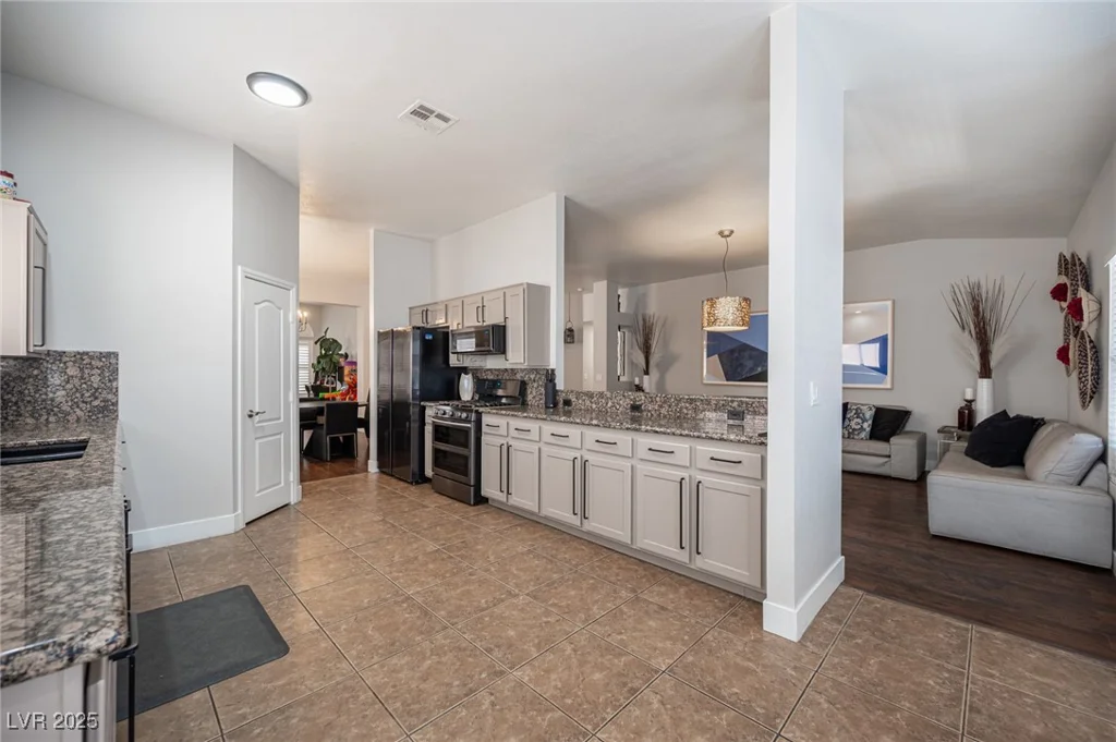 5816 Grand Heritage, Las Vegas, NV 89130