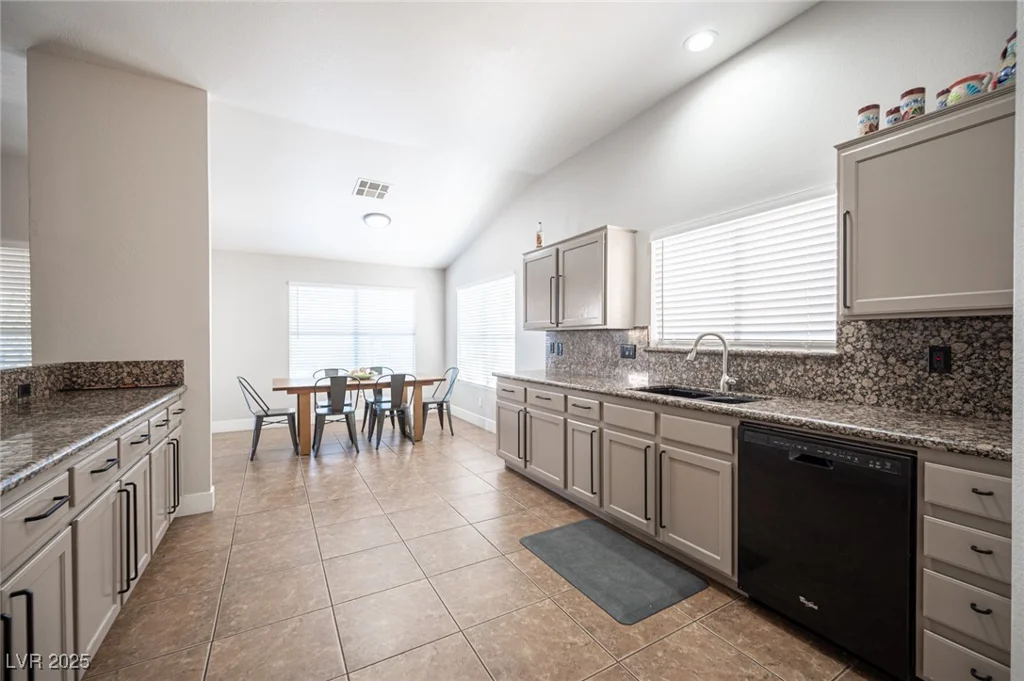 5816 Grand Heritage, Las Vegas, NV 89130