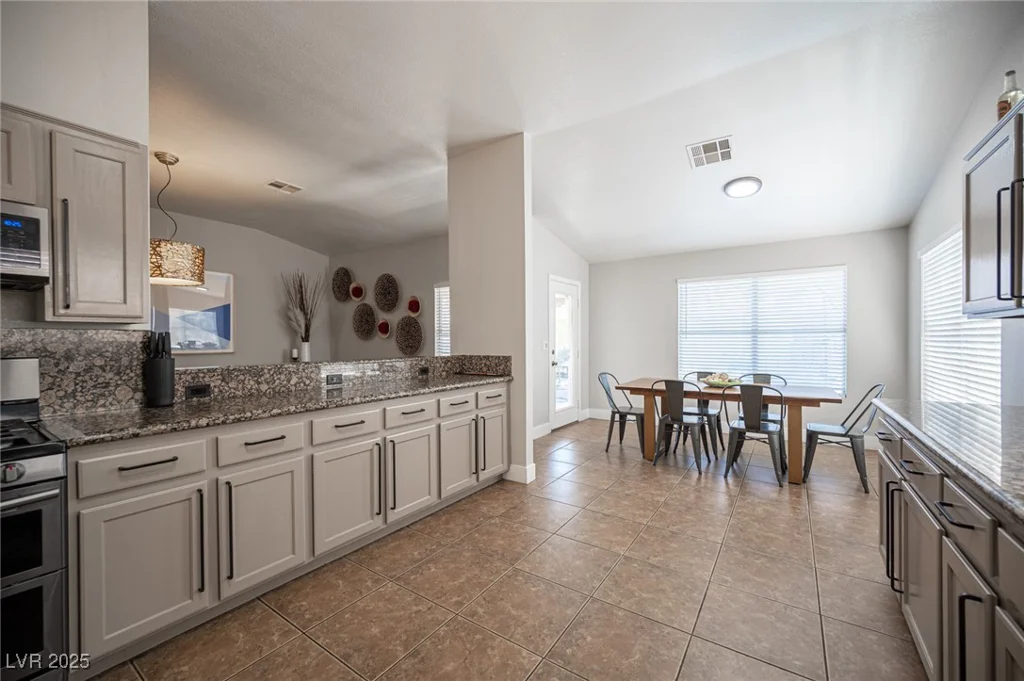 5816 Grand Heritage, Las Vegas, NV 89130