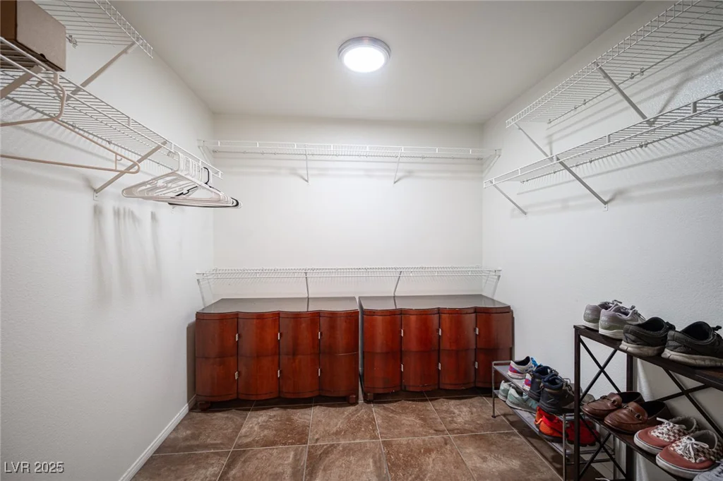 5816 Grand Heritage, Las Vegas, NV 89130