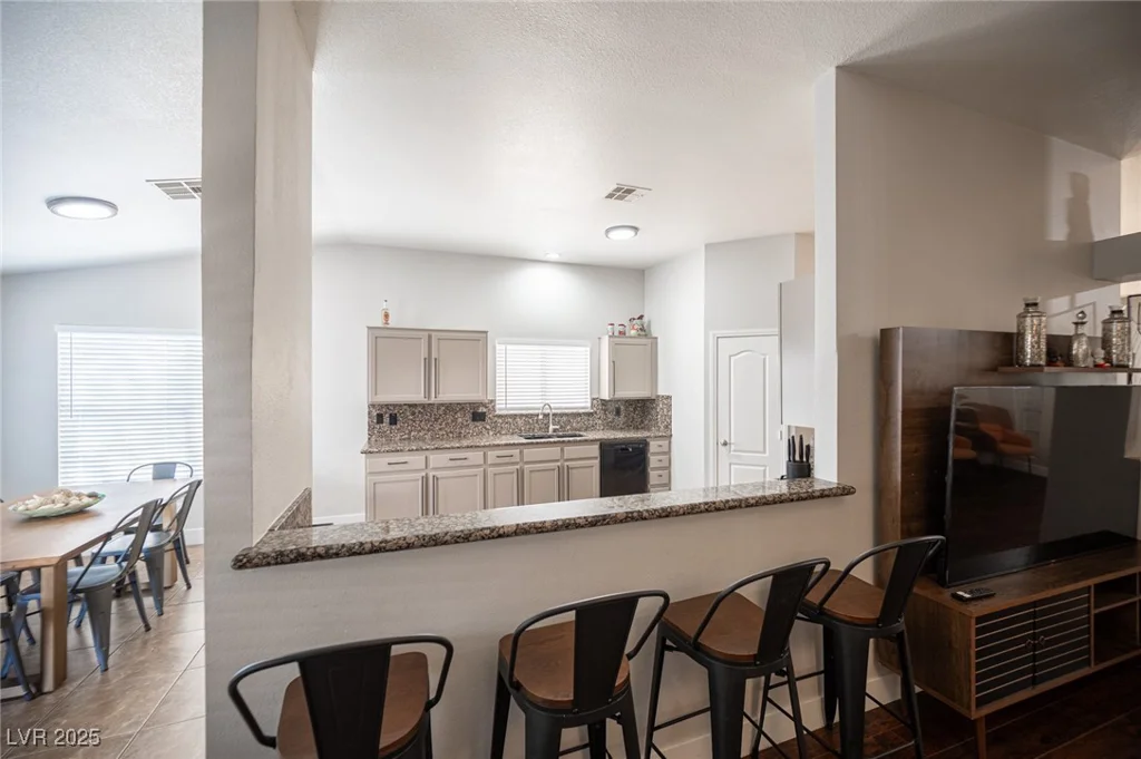 5816 Grand Heritage, Las Vegas, NV 89130
