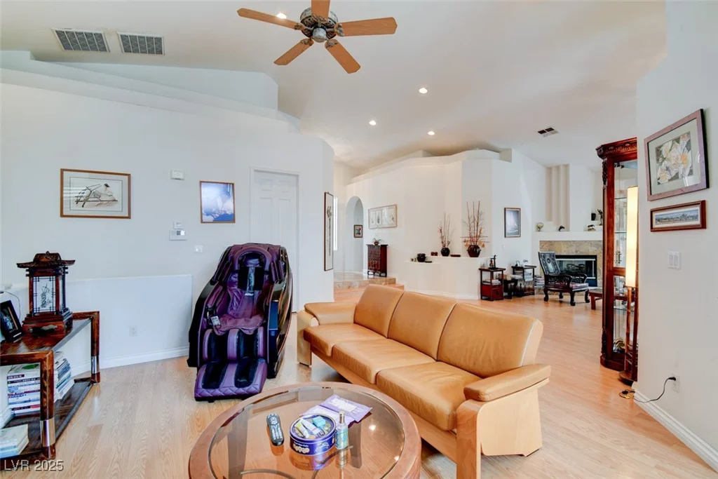 8759 Las Olivas, Las Vegas, NV 89147