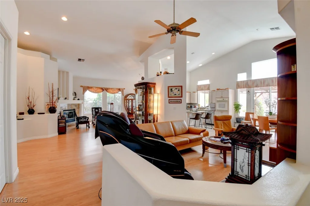 8759 Las Olivas, Las Vegas, NV 89147
