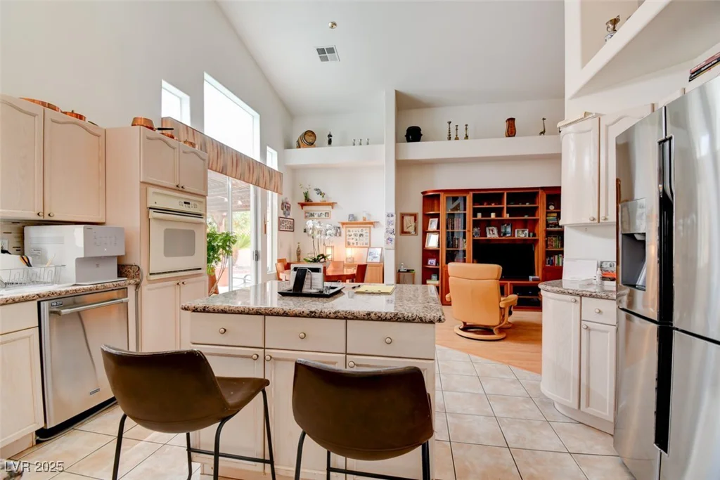8759 Las Olivas, Las Vegas, NV 89147