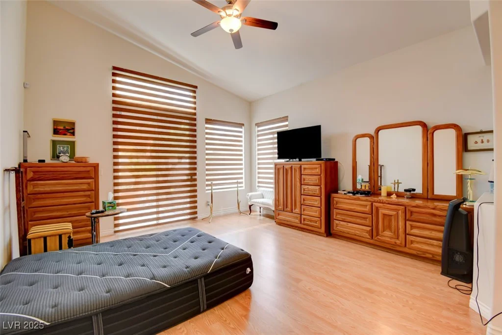 8759 Las Olivas, Las Vegas, NV 89147