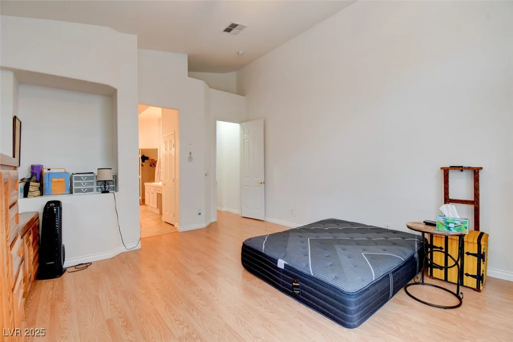 8759 Las Olivas, Las Vegas, NV 89147