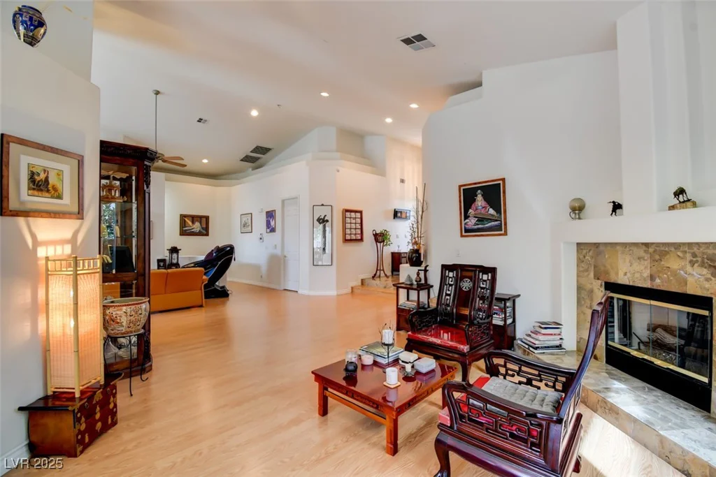 8759 Las Olivas, Las Vegas, NV 89147
