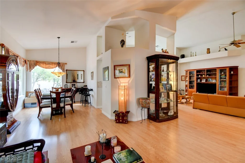 8759 Las Olivas, Las Vegas, NV 89147
