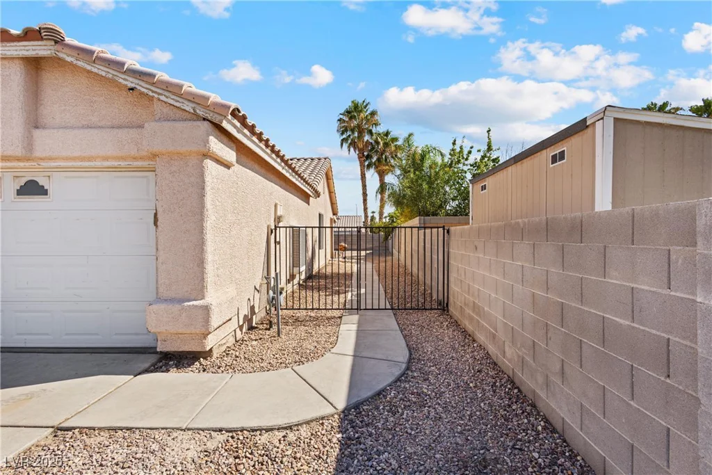 4431 Pageantry Falls, North Las Vegas, NV 89031