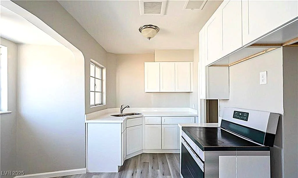 2218 Mesquite, Las Vegas, NV 89101