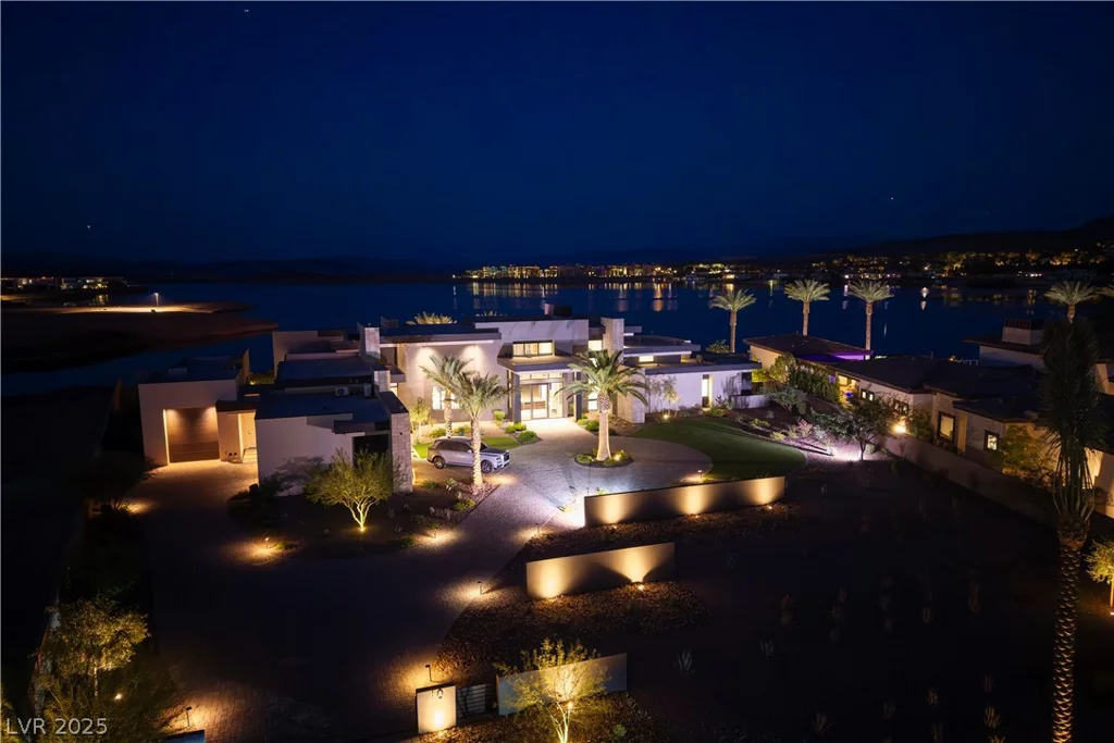 10 Sunrise Beach, Henderson, NV 89011