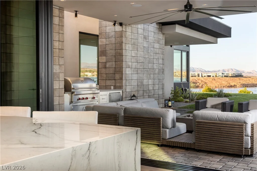 10 Sunrise Beach, Henderson, NV 89011
