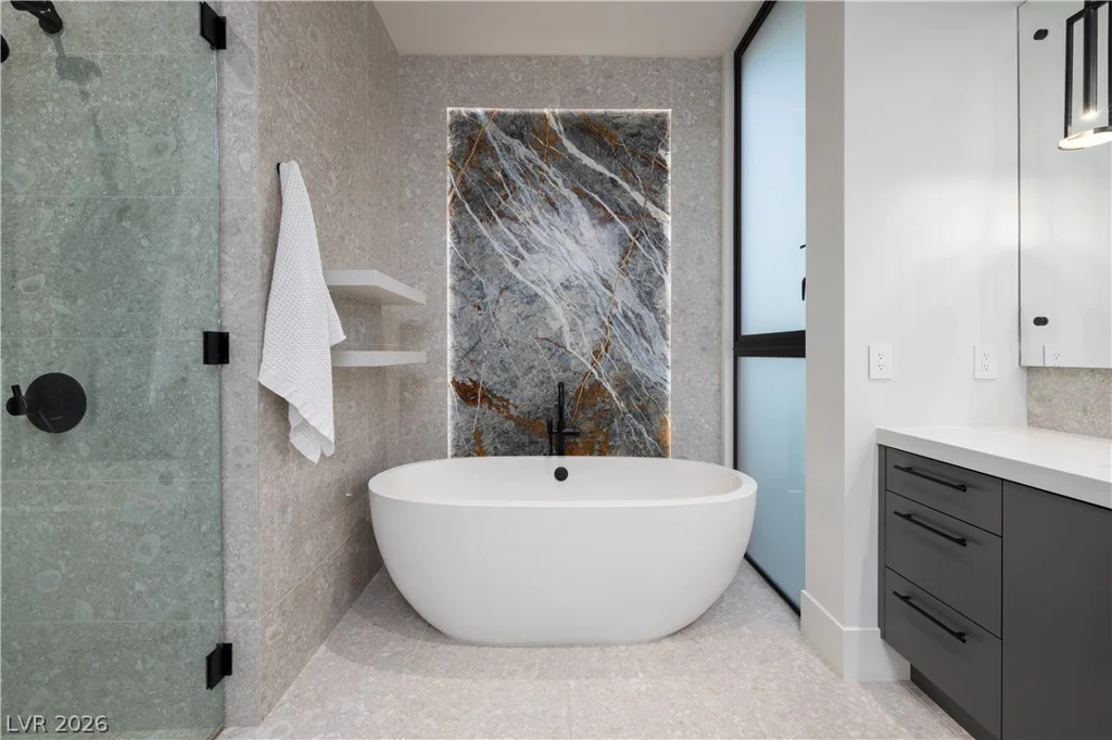10 Sunrise Beach, Henderson, NV 89011