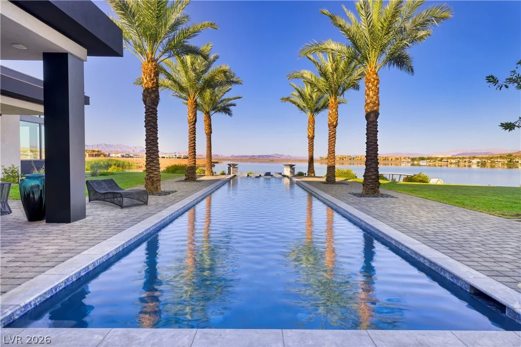 10 Sunrise Beach, Henderson, NV 89011