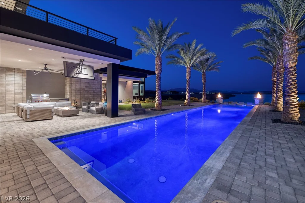 10 Sunrise Beach, Henderson, NV 89011